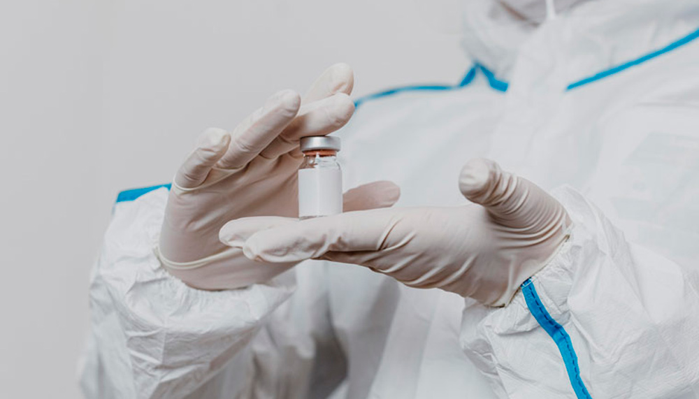 Лікарський засіб від AstraZeneca показав ефективність проти важких форм COVID-19