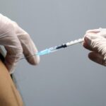 Вакцину від Pfizer можна використовувати для дітей молодшого віку