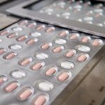 Pfizer розпочала тестування перорального противірусного препарату для профілактики COVID-19