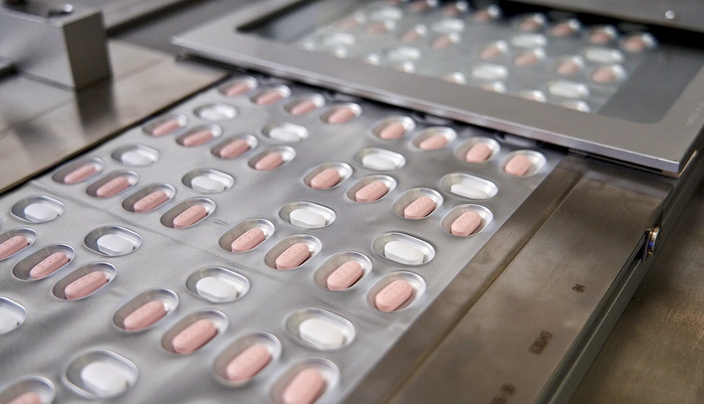 Pfizer розпочала тестування перорального противірусного препарату для профілактики COVID-19